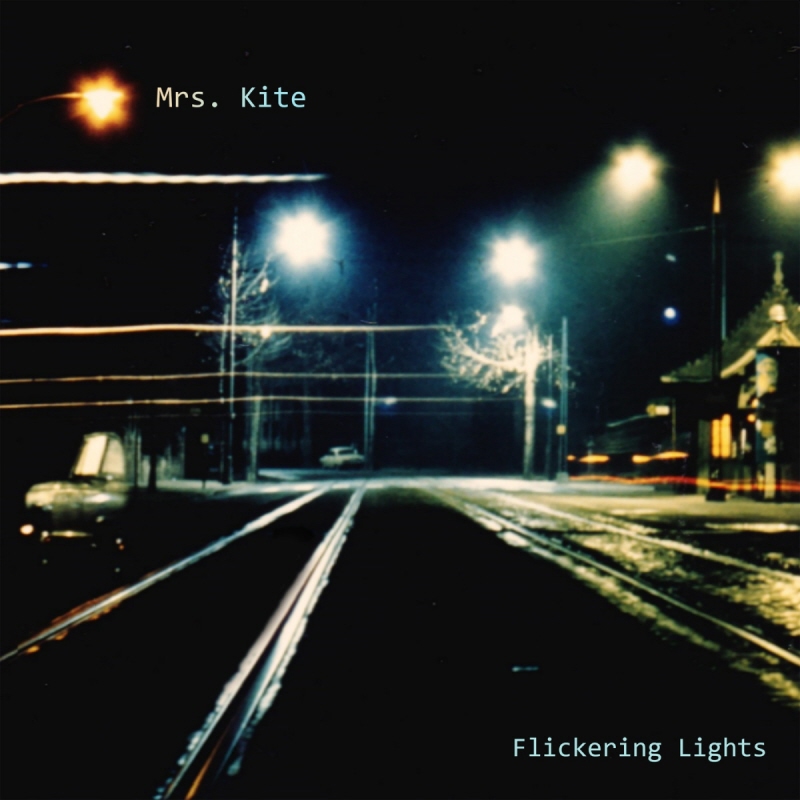 mrs kite - flickering lights_20200715142101